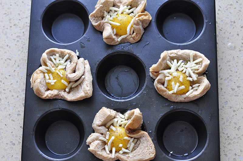 燕麦鸡蛋吐司杯盏