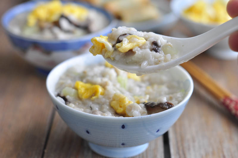 燕麦鸡蛋瘦肉粥