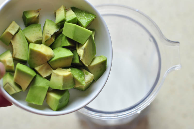 牛油果燕麦奶昔