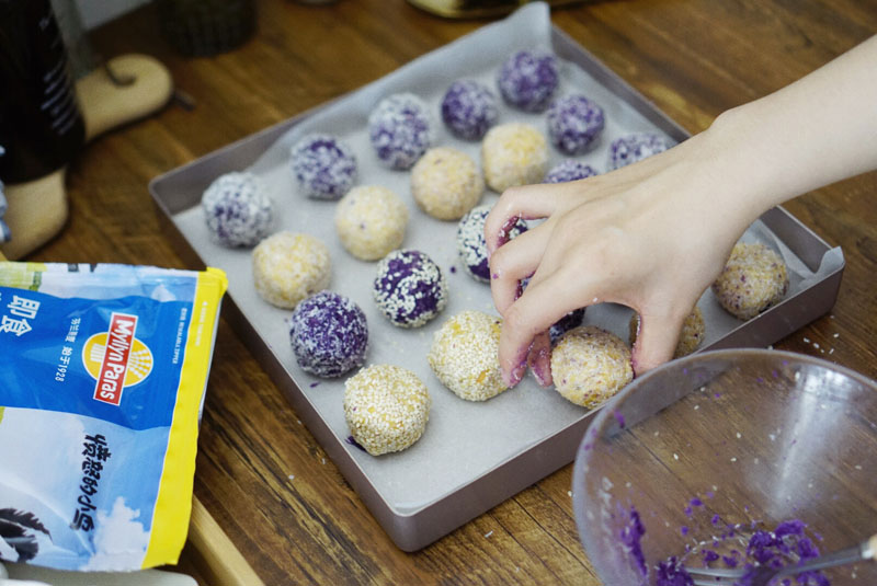 红枣椰蓉燕麦球