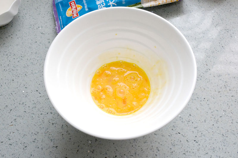 牛奶燕麦鸡蛋羹