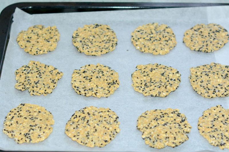 燕麦黑芝麻高纤饼干